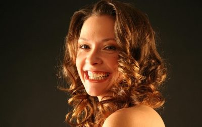 Buclele-care-fac-diferenta-coafuri-hairstyl