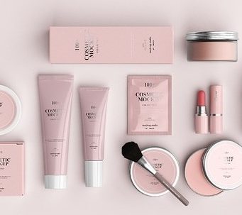 De ce merita sa cumperi produse cosmetice online