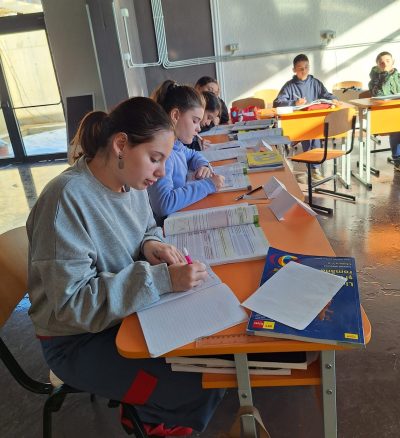 Bursele -BookLand-2026-elevi-in-mediul-rural