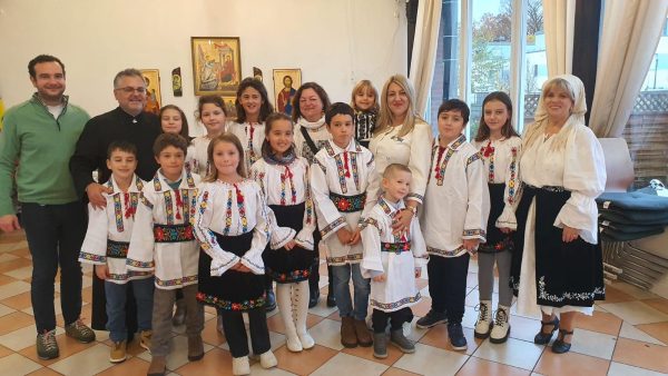 Cristina-Lavinia Arnautu, alaturi de copiii din diaspora