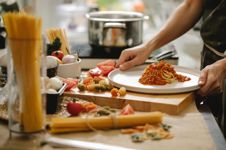 De ce nu este suficienta reteta de medicamente? Adevarul despre alimentatie pe care multi pacienti il afla prea tarziu